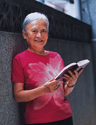 奚惠英製作動畫聖經傳福音